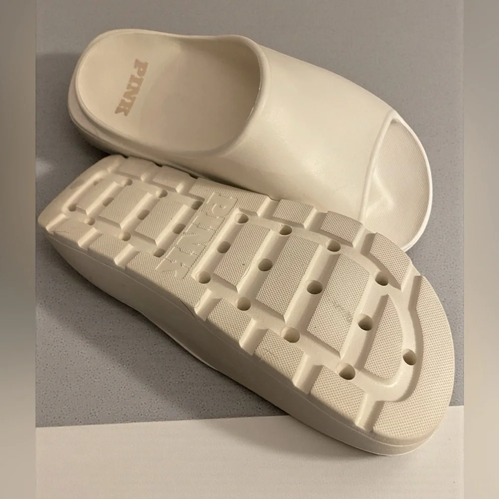 PINK Victoria’s Secret White Platform Slides Sandals Size 7–8 (Fits 7)